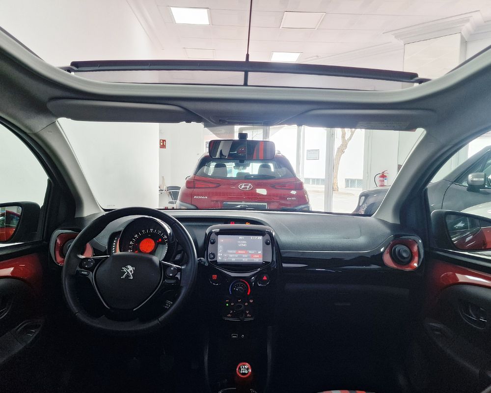 PEUGEOT 108 TOP ALLURE 2020