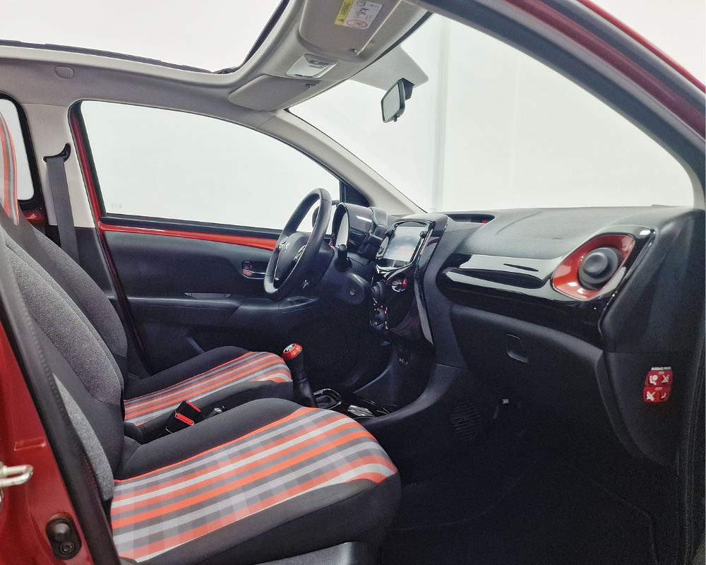 PEUGEOT 108 TOP ALLURE 2020