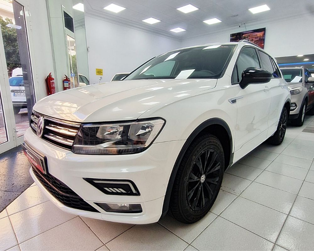 VOLKSWAGEN TIGUAN TSI 2017