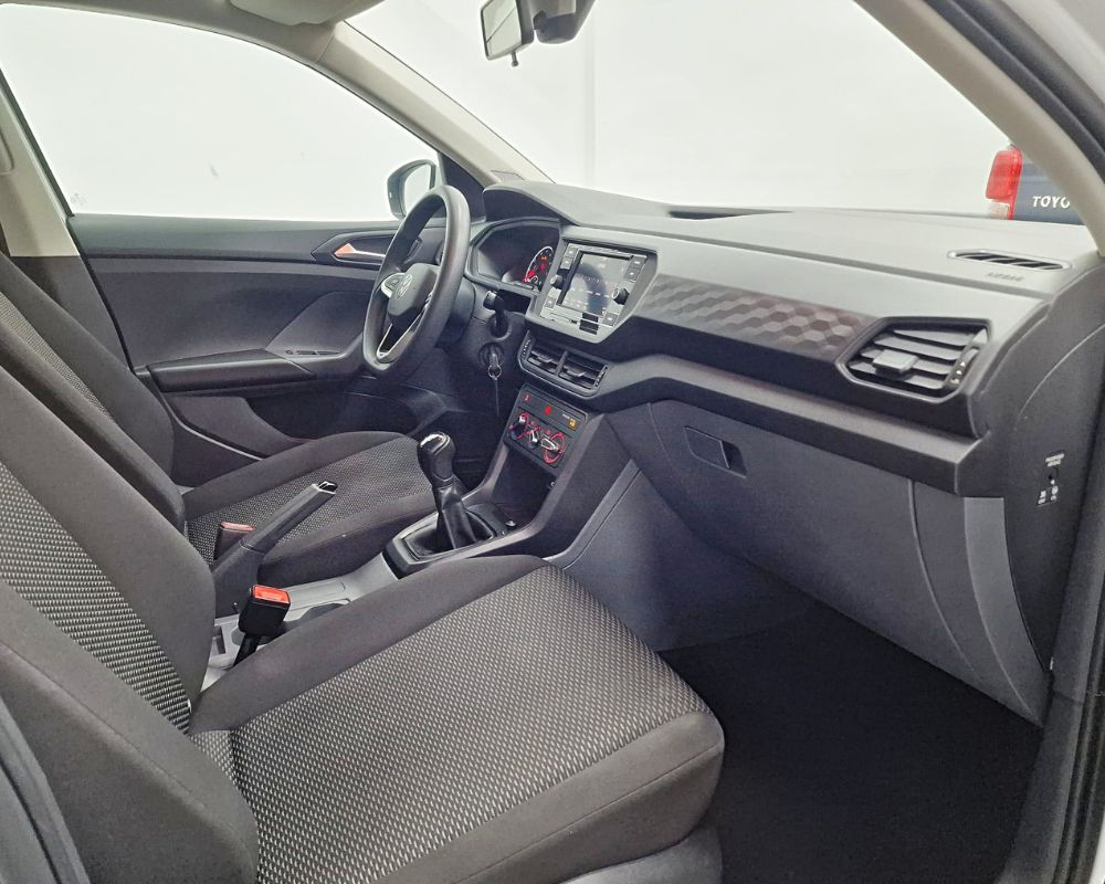 VOLKZWAGEN T-CROSS 2021