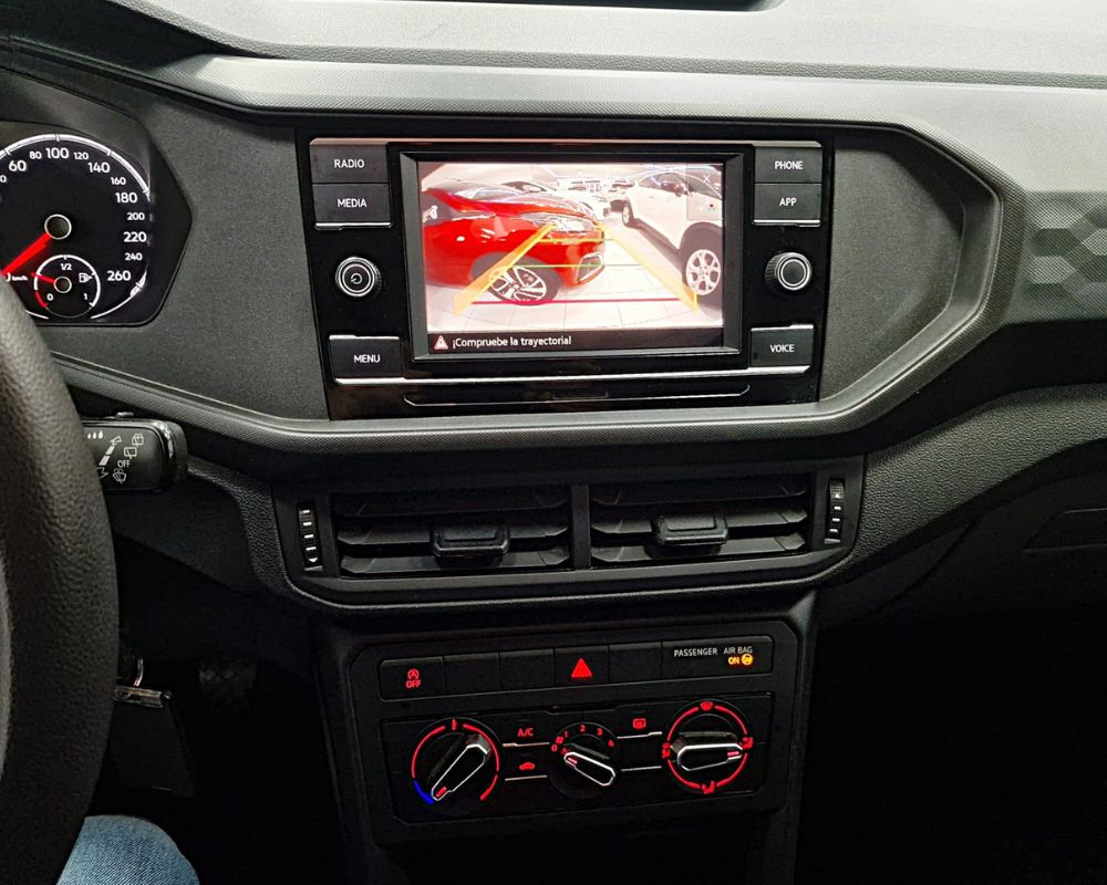 VOLKZWAGEN T-CROSS 2021