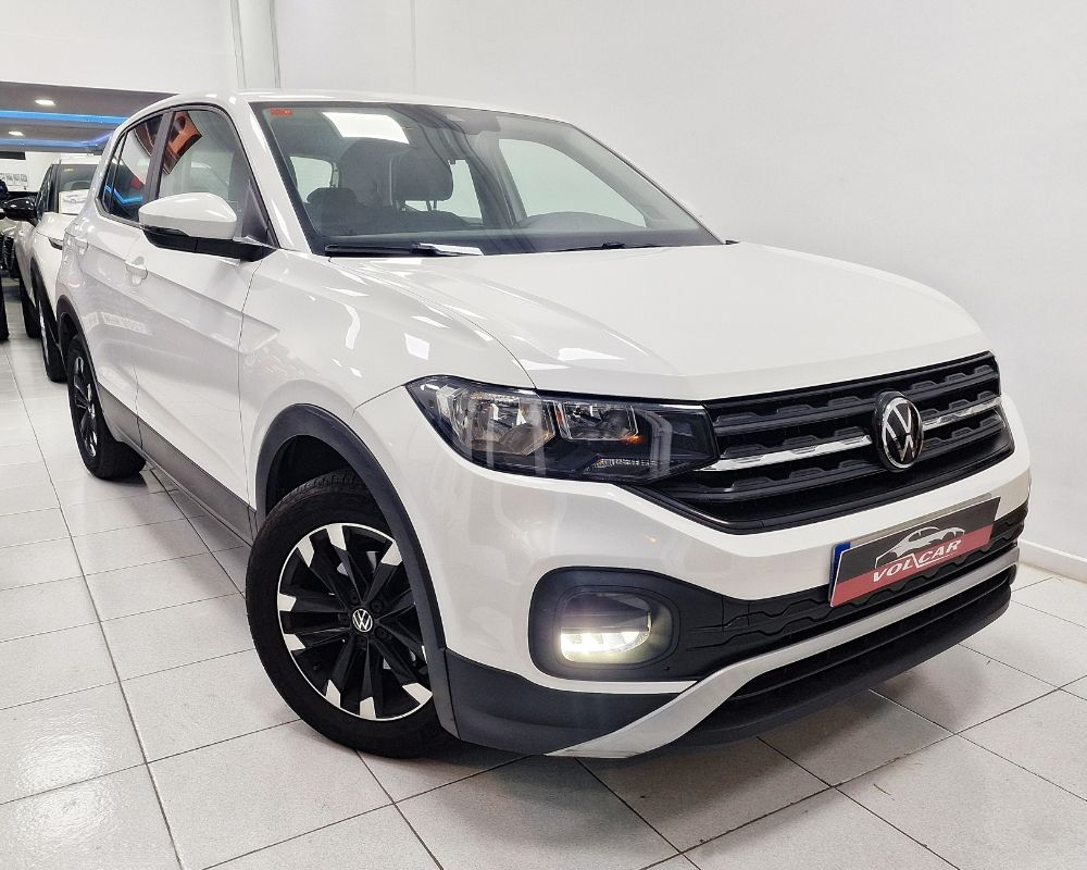 VOLKZWAGEN T-CROSS 2021