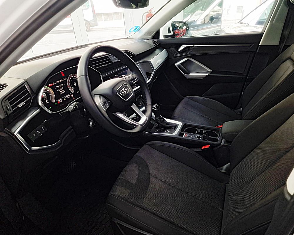 AUDI Q3 E-TRON 2023