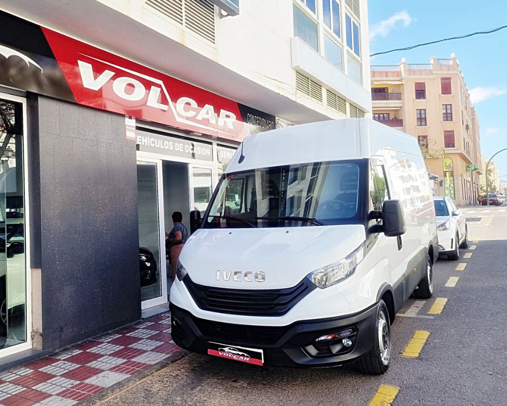 IVECO DAILY 35S14 2023